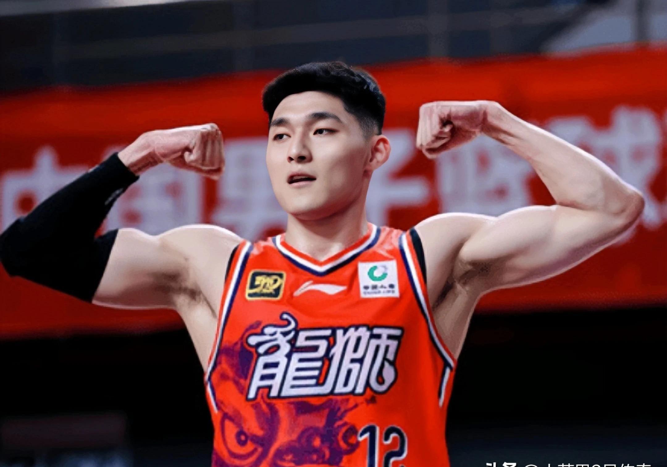 开云app包含CBA常规赛倒计时;浙江队加时末段刷新队史纪录;细节引发关注;球迷炸锅;阵容厚度经受考验的词条