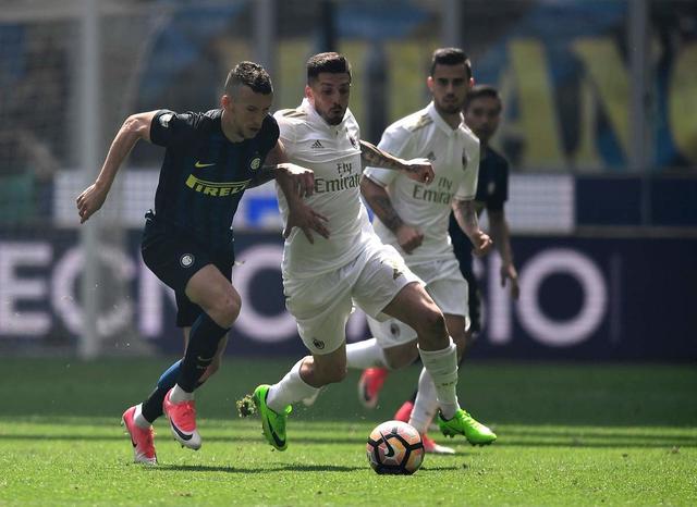 开云app包含里程碑夜!比利亚雷亚尔复出首秀,国王杯今夜刷纪录,更衣室稳定,团队化学反应显著的词条