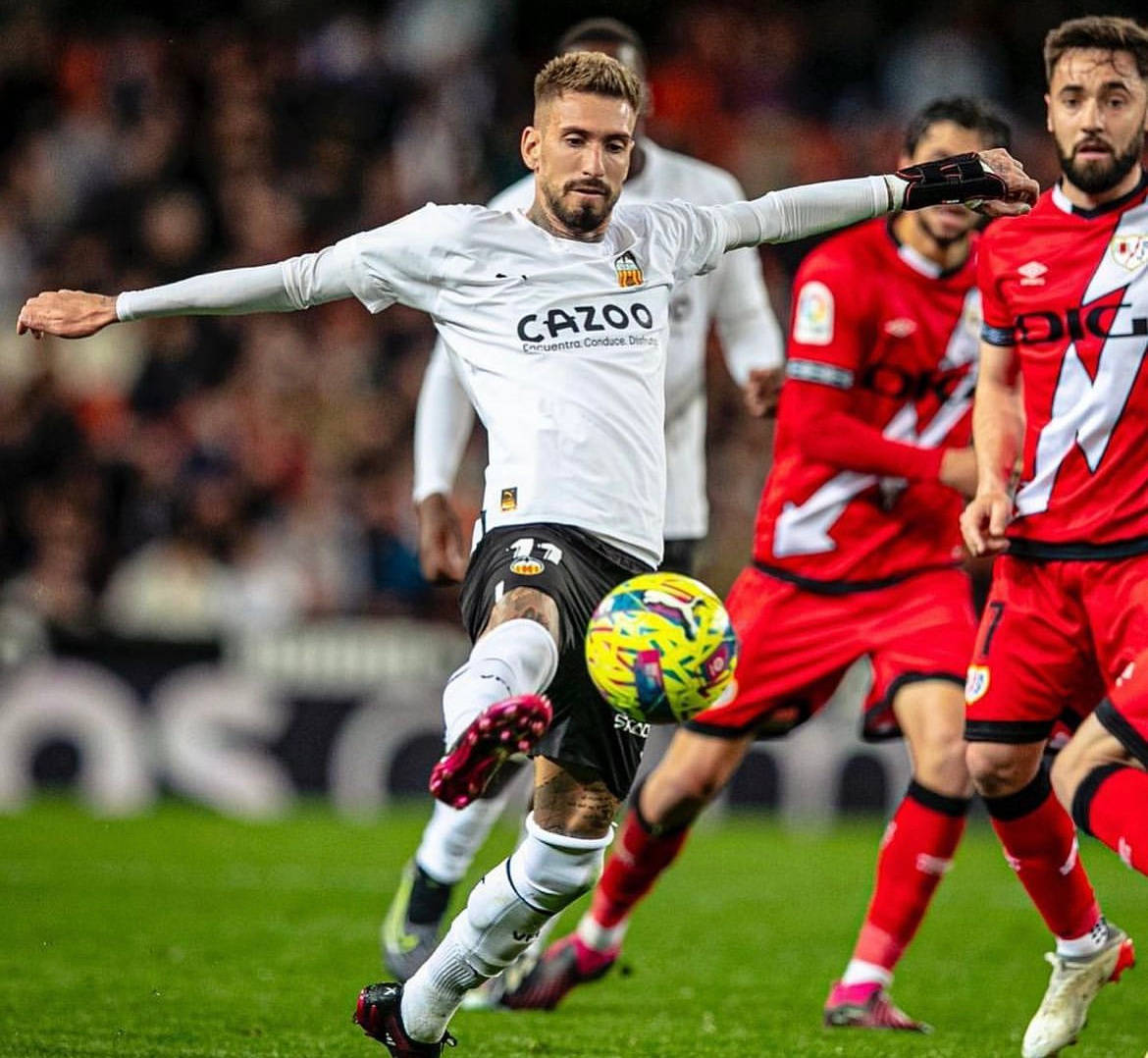 开云app包含里程碑夜!比利亚雷亚尔复出首秀,国王杯今夜刷纪录,更衣室稳定,团队化学反应显著的词条